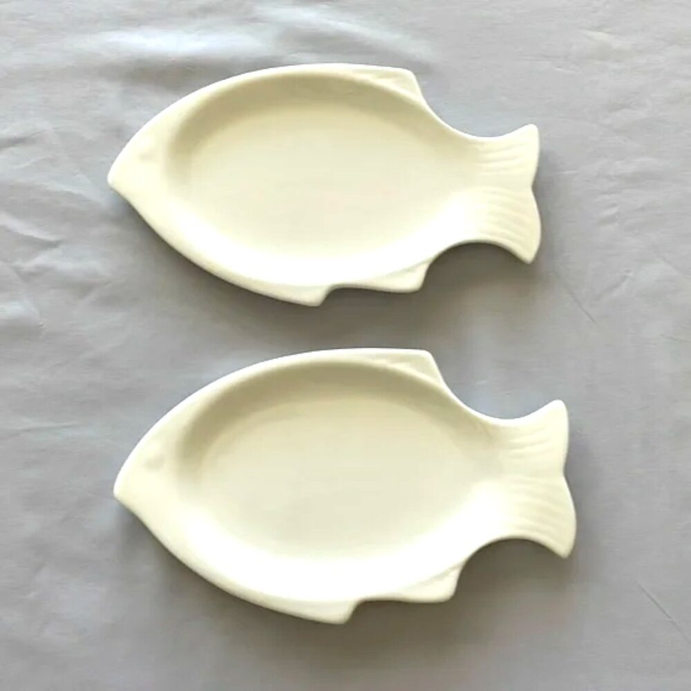 SUSHI SERVING PLATES - Set of 2